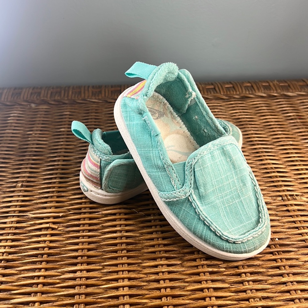 Toddler slip on shoes
